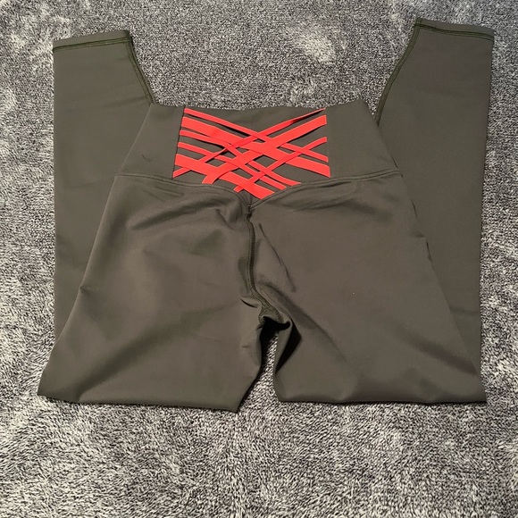 Fabletics Boost 7/8 Legging - Picture 5 of 6